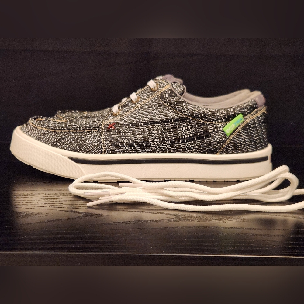 Twisted X Kicks EcoTWX Black and White Men Size 7